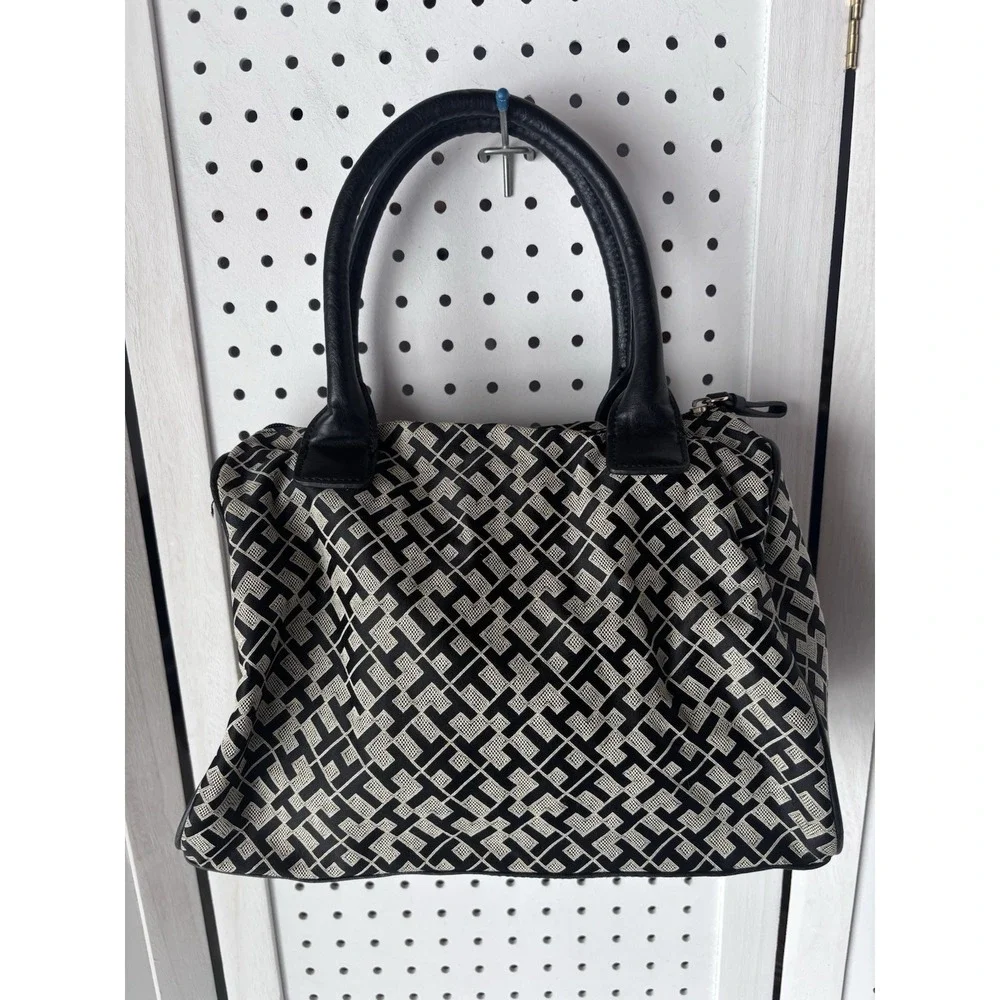 Tommy Halfiger Logo Top Handle Handbag Purse Satchel Black Faux Leather Fabric‎